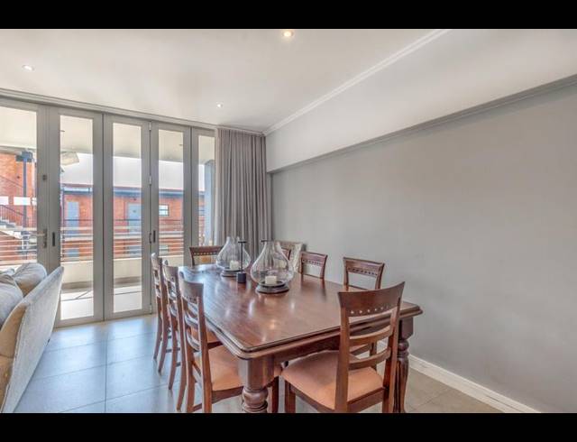 2 BEDROOM APARTMENT FOR SALE IN MELROSE NORTH